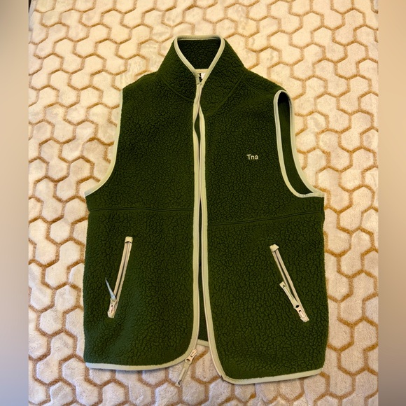 Aritzia Jackets & Blazers - Aritzia Vest